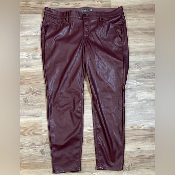 Torrid Skinny faux leather high rise pants size 16 tall - Picture 2 of 9